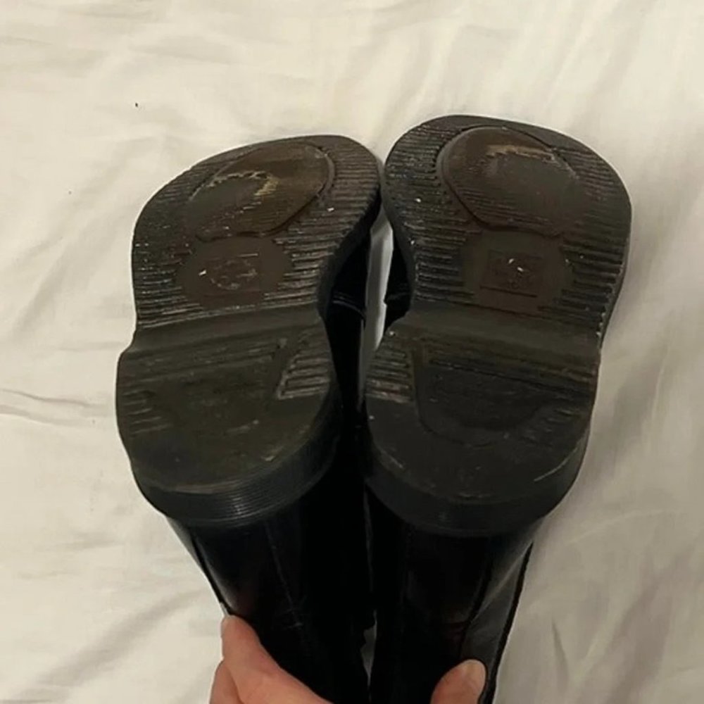 Dr. Martens Vegan Flora Chelsea Boots - Picture 2 of 4